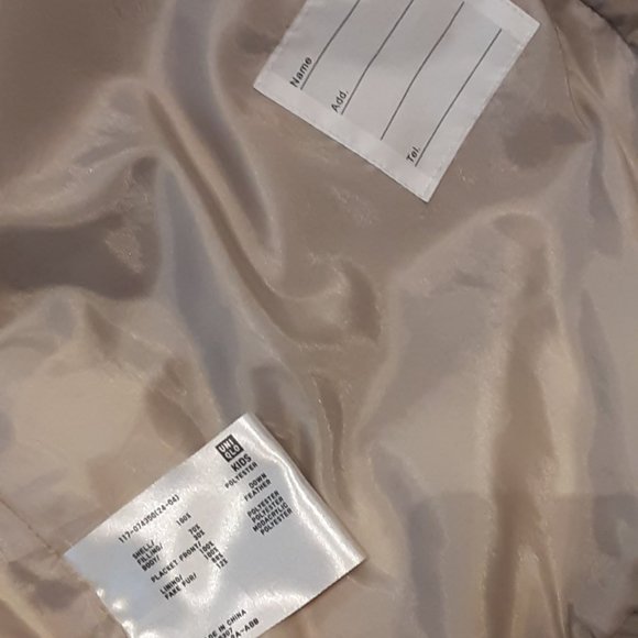 Uniqlo kids down puffer coat with faux fur trim - Picture 10 of 10